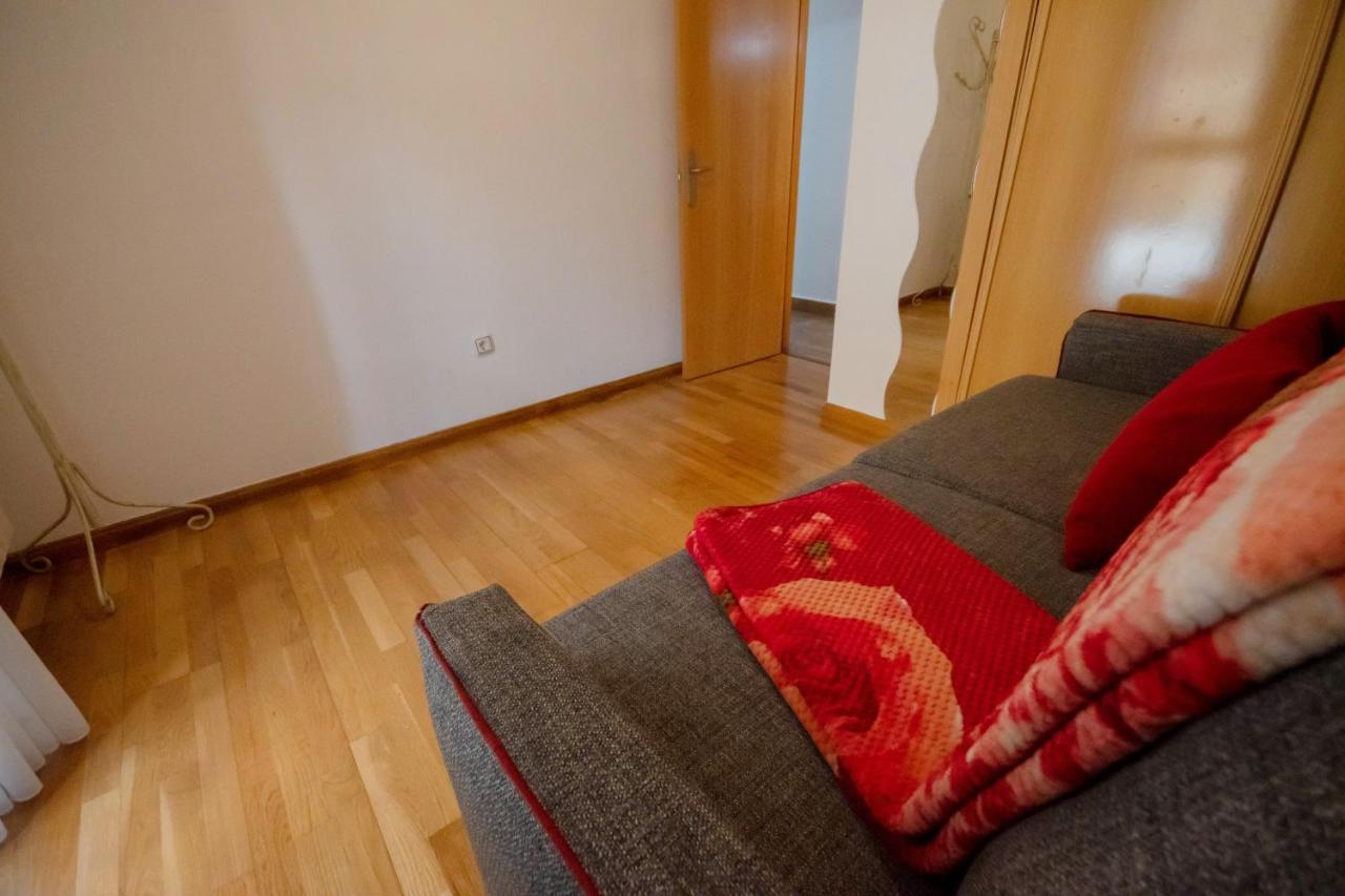Apartment For Your And Cozy Temporal Near Isla Azul-madrid Ata5d *