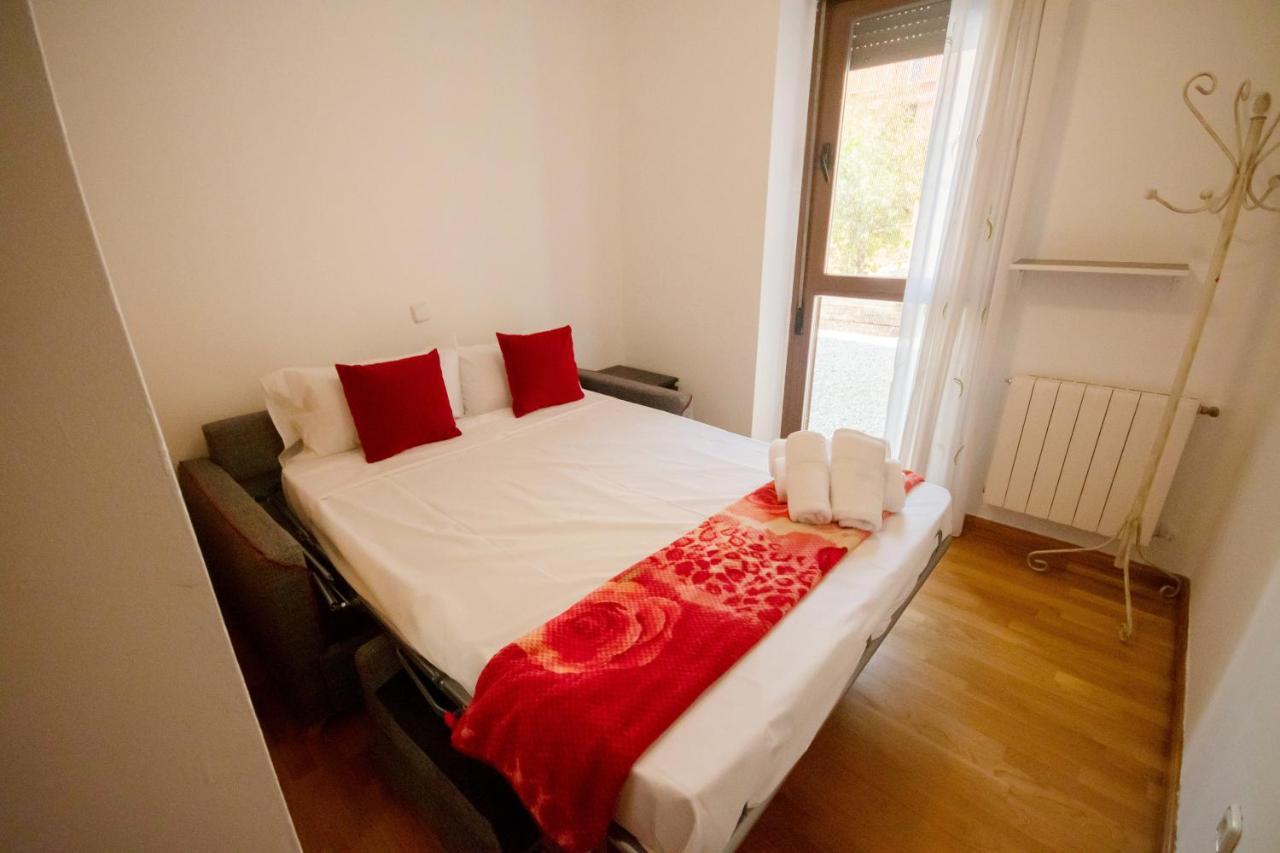 Apartment For Your And Cozy Temporal Near Isla Azul-madrid Ata5d