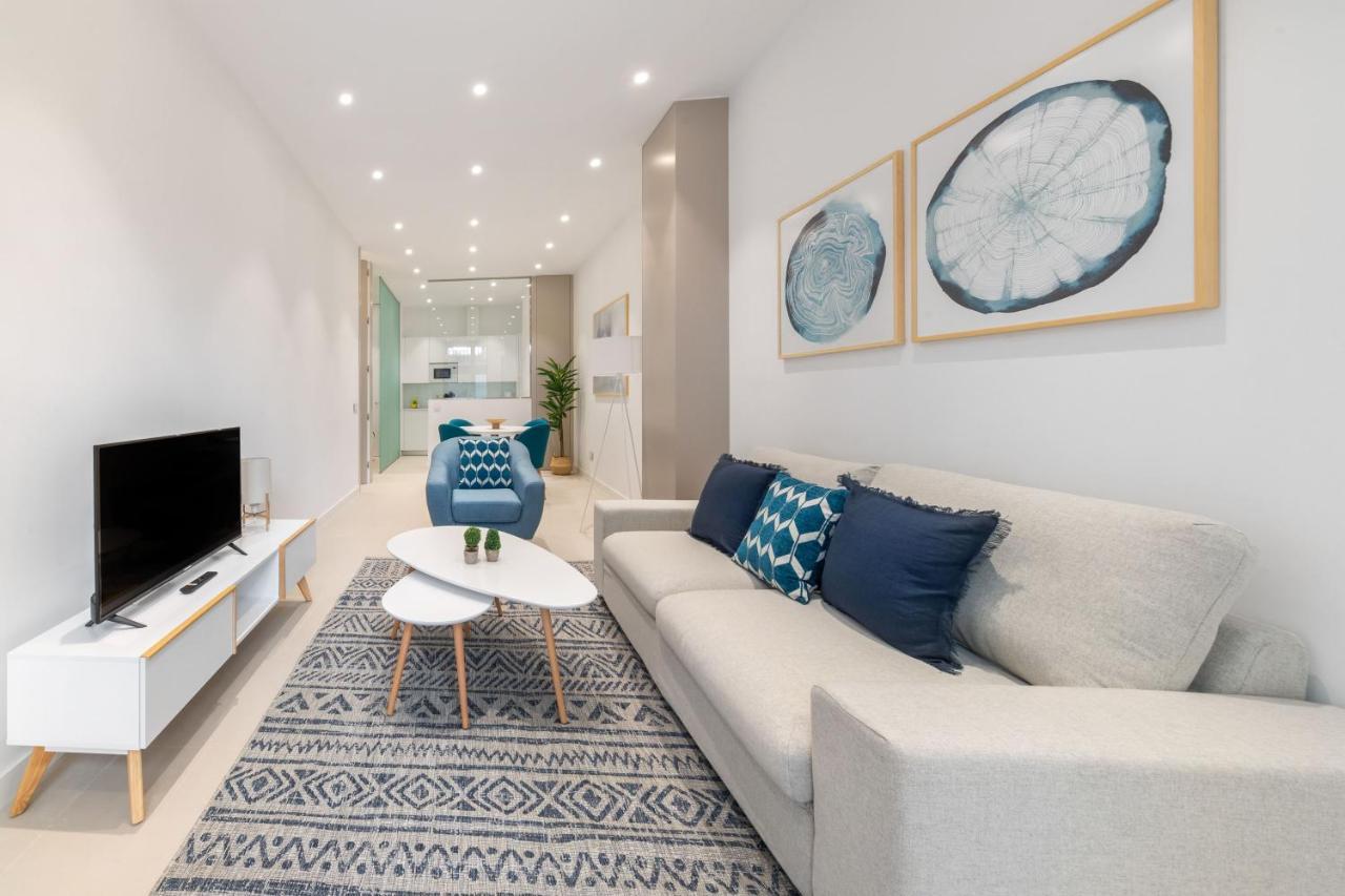 2 Bedrooms 2 Bathrooms Furnished - Delicias - Modern- Mintystay * Madrid