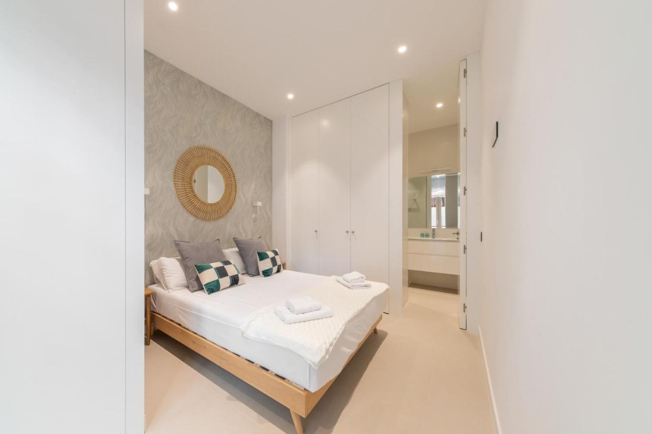 2 Bedrooms 2 Bathrooms Furnished - Delicias - Modern- Mintystay Apartment *