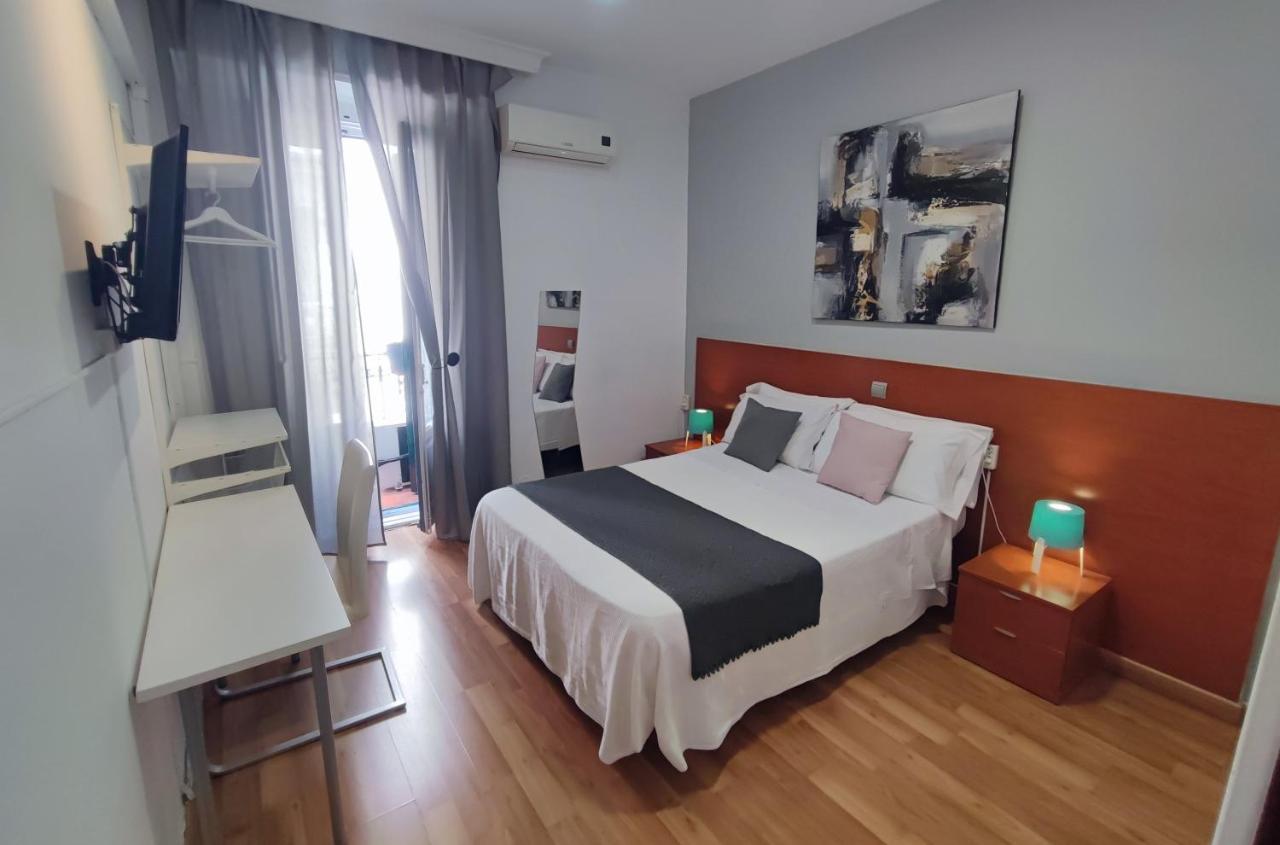 Guest house Cervantes 2*