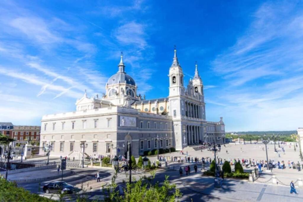 Apartamento Con Encanto Junto A La Plaza Mayor