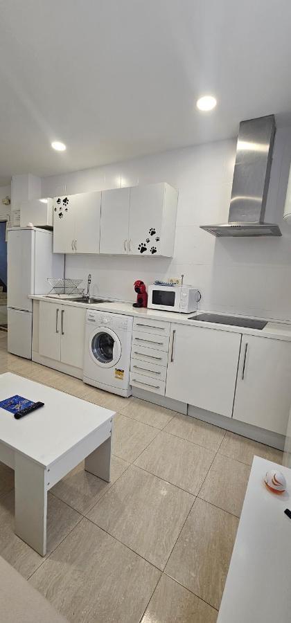 Apartamento Apto Tanez Plaza Toros Ventas, A *
