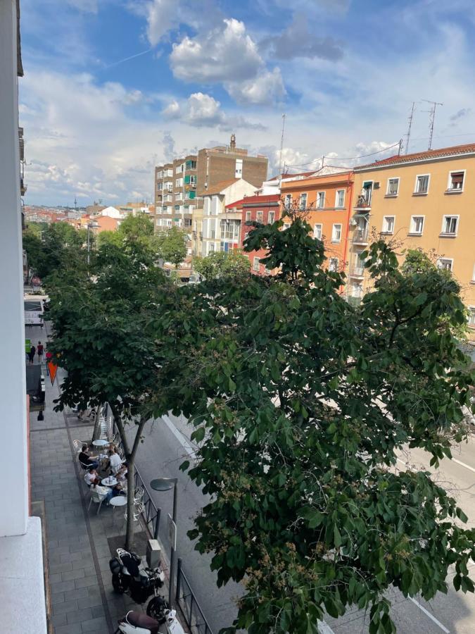 Comoda Principal Con Vista Exterior Campingplads Madrid