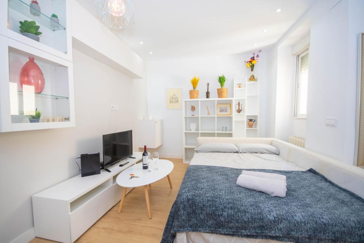 Apartment For Your Bonito Y Amplio Temporal En Barrio Salamanca - Clc43
