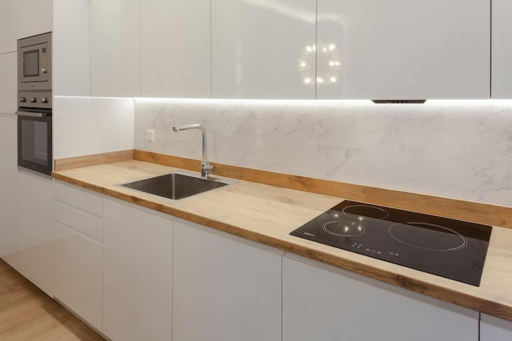 Apartment Chamberi Ii Calle Hartzenbusch Madrid
