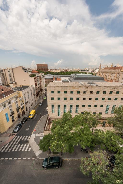 Jeronimos Apartment *