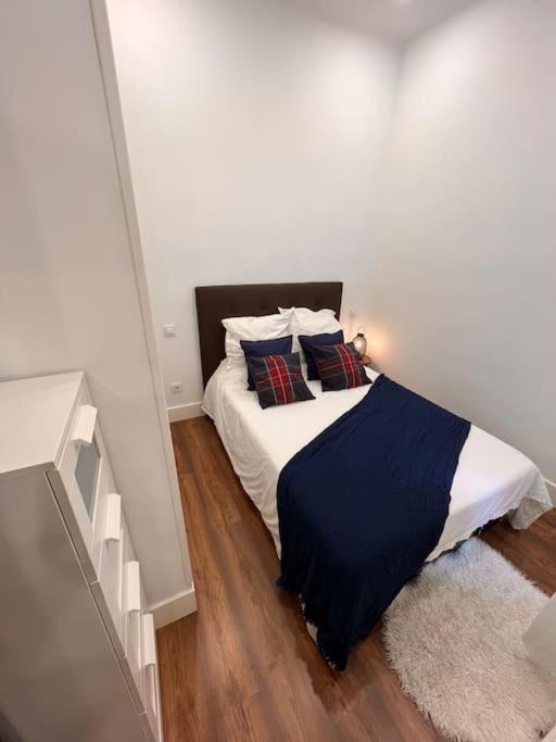 Cozy Flat In Lavapies Madrid!