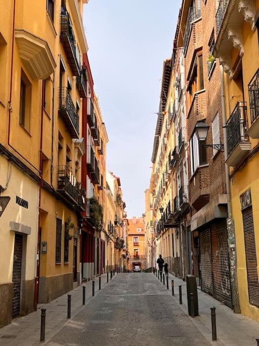 Cozy Flat In Lavapies Madrid! *
