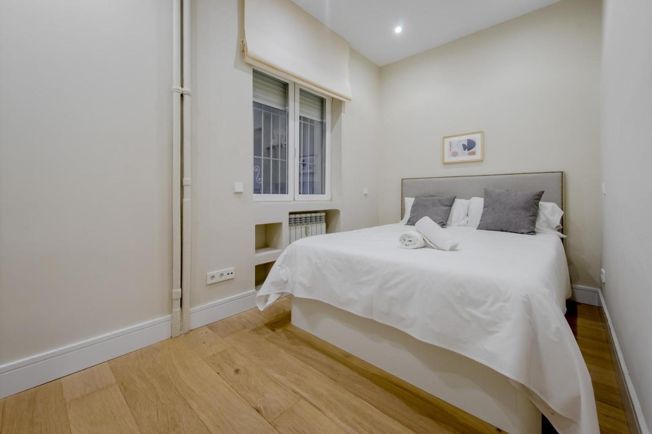 Centrico Apt 9pax C/barco A Calle De Gran Via Apartment