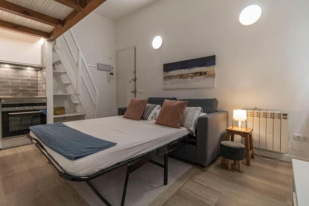 Pequeno Estudio Madrileno * Madrid