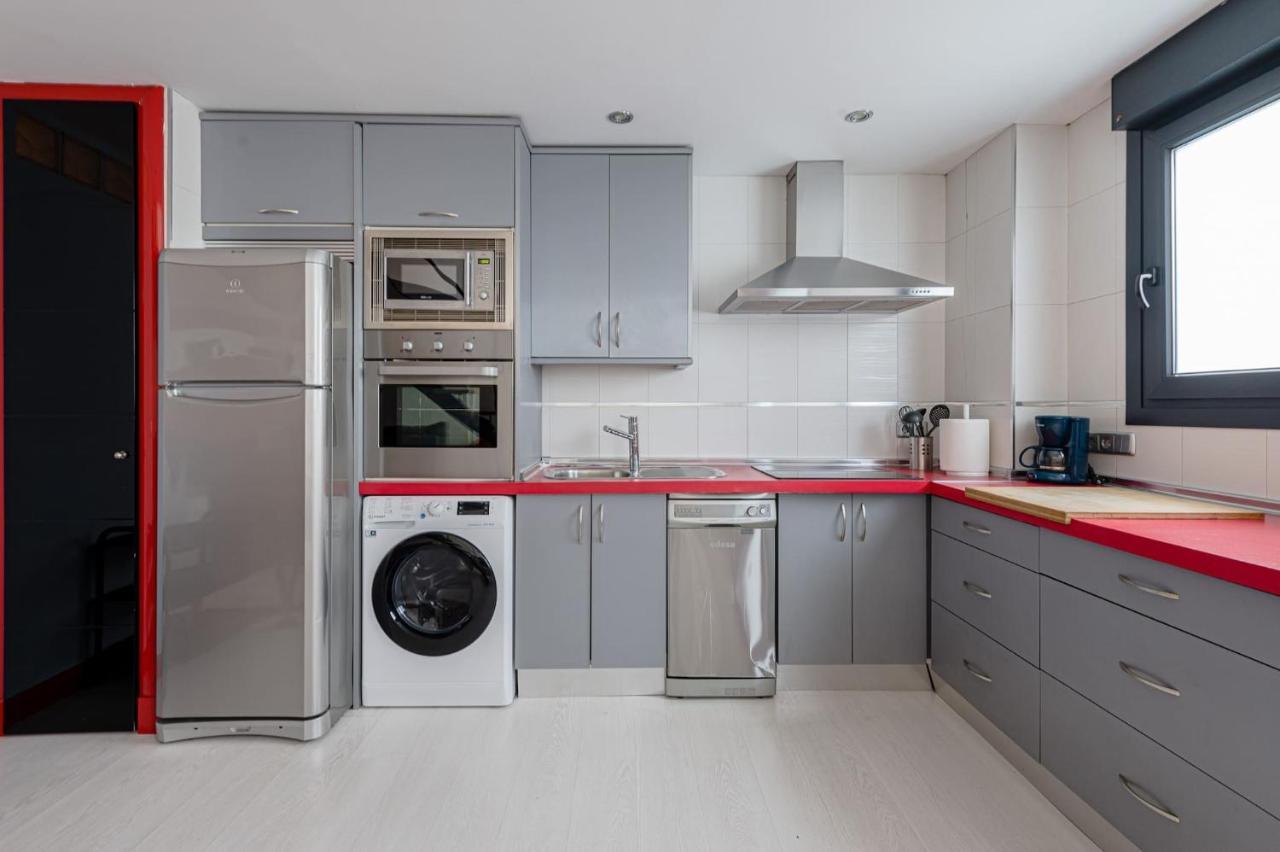 Modern 2-bedroom Duplex Next To The Retiro By Sharingco. Madrid