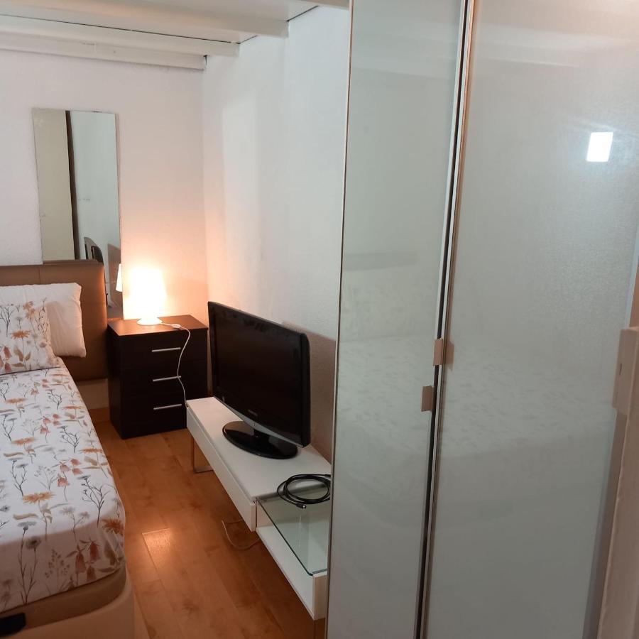 De A La Luna Apartment