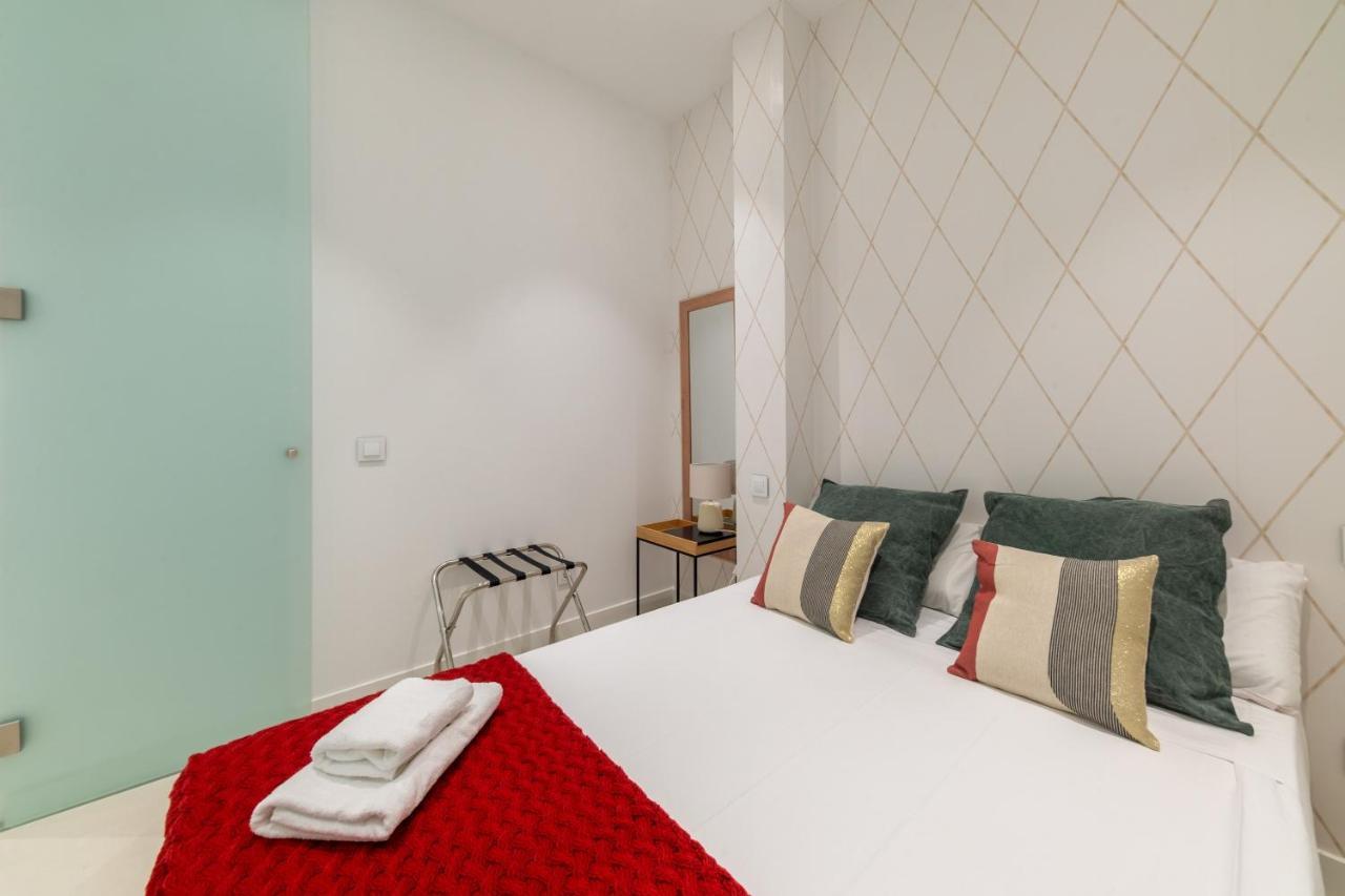 2 Bedrooms 2 Bathrooms Furnished - Delicias - Modern- Mintystay Apartment Madrid