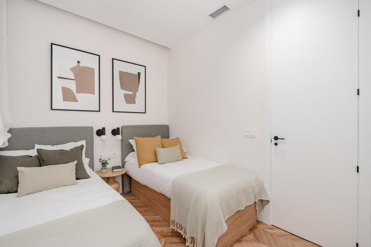 Chamberi V Calle Hartzenbusch 2br 2bh Apartment Madrid