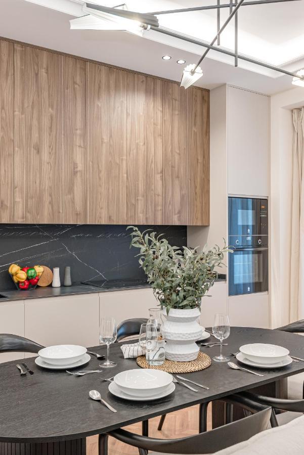 Apartment Chamberi V Calle Hartzenbusch 2br 2bh