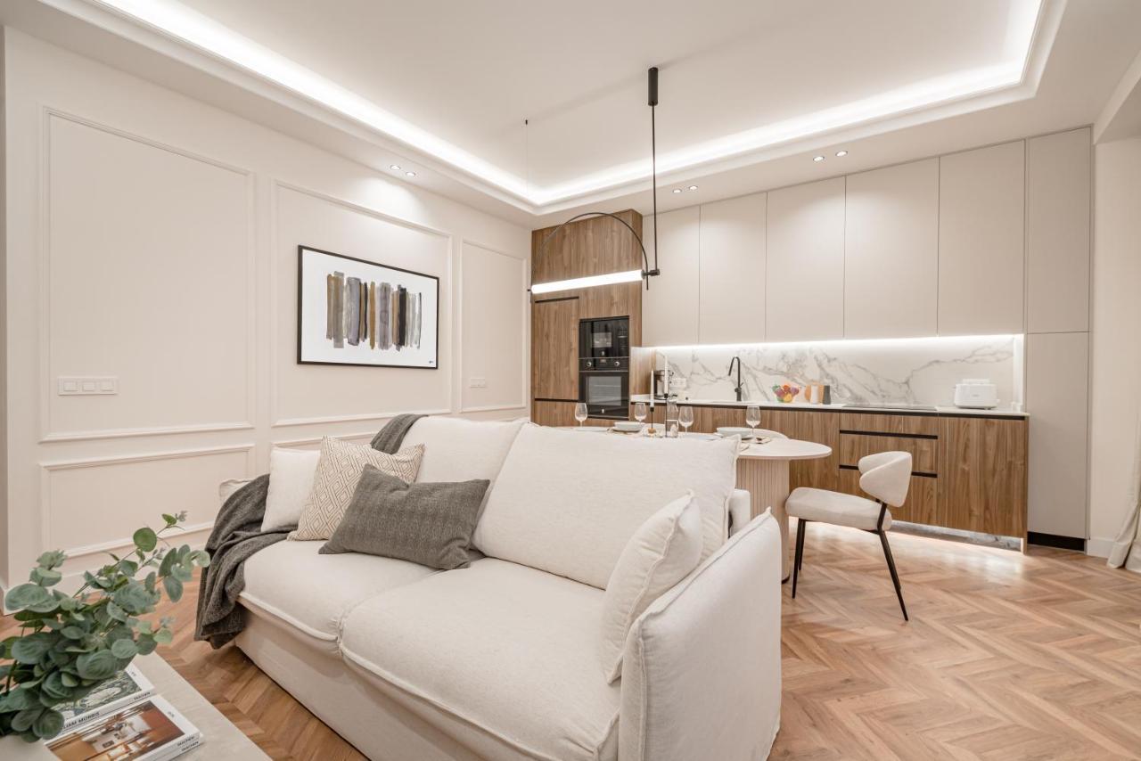 Chamberi V Calle Hartzenbusch 2br 2bh Apartment *