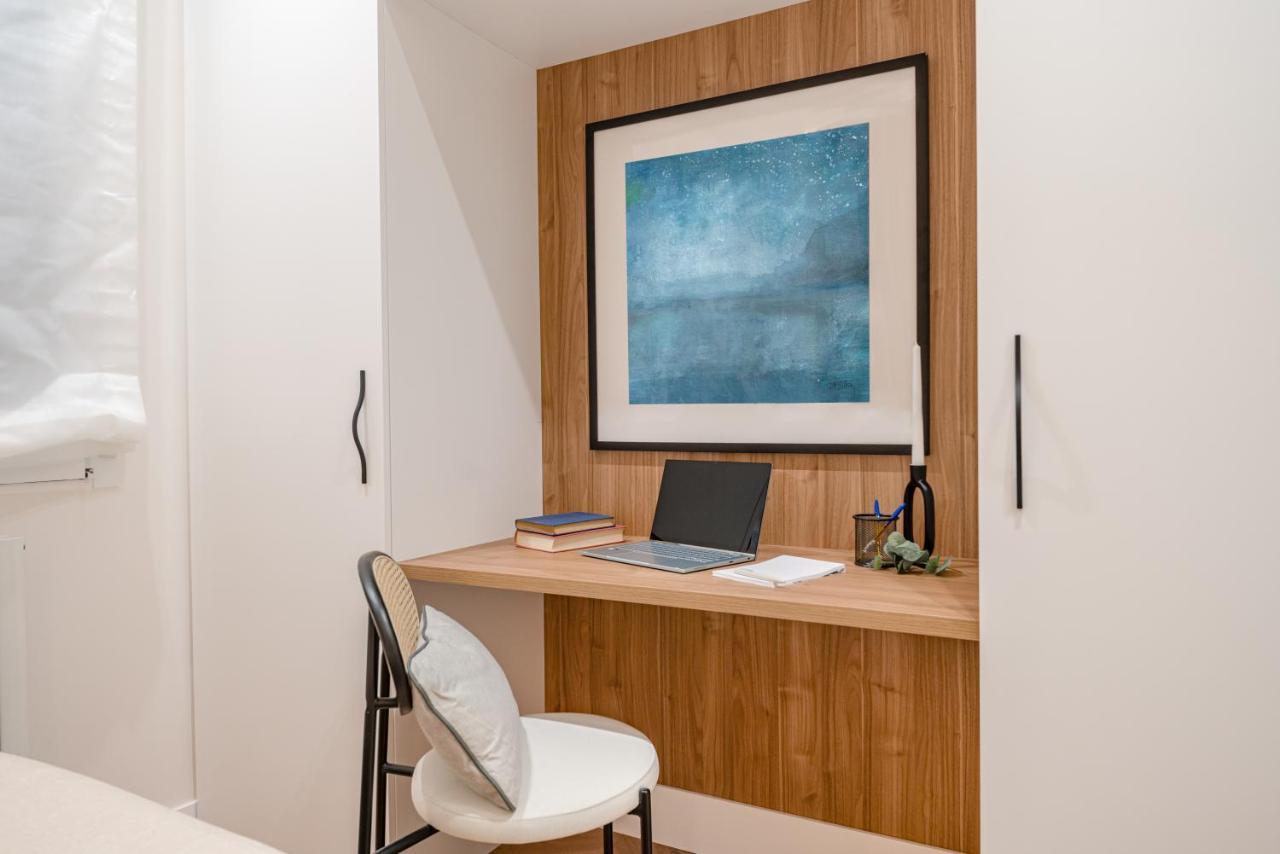 Chamberi V Calle Hartzenbusch 2br 2bh * Madrid