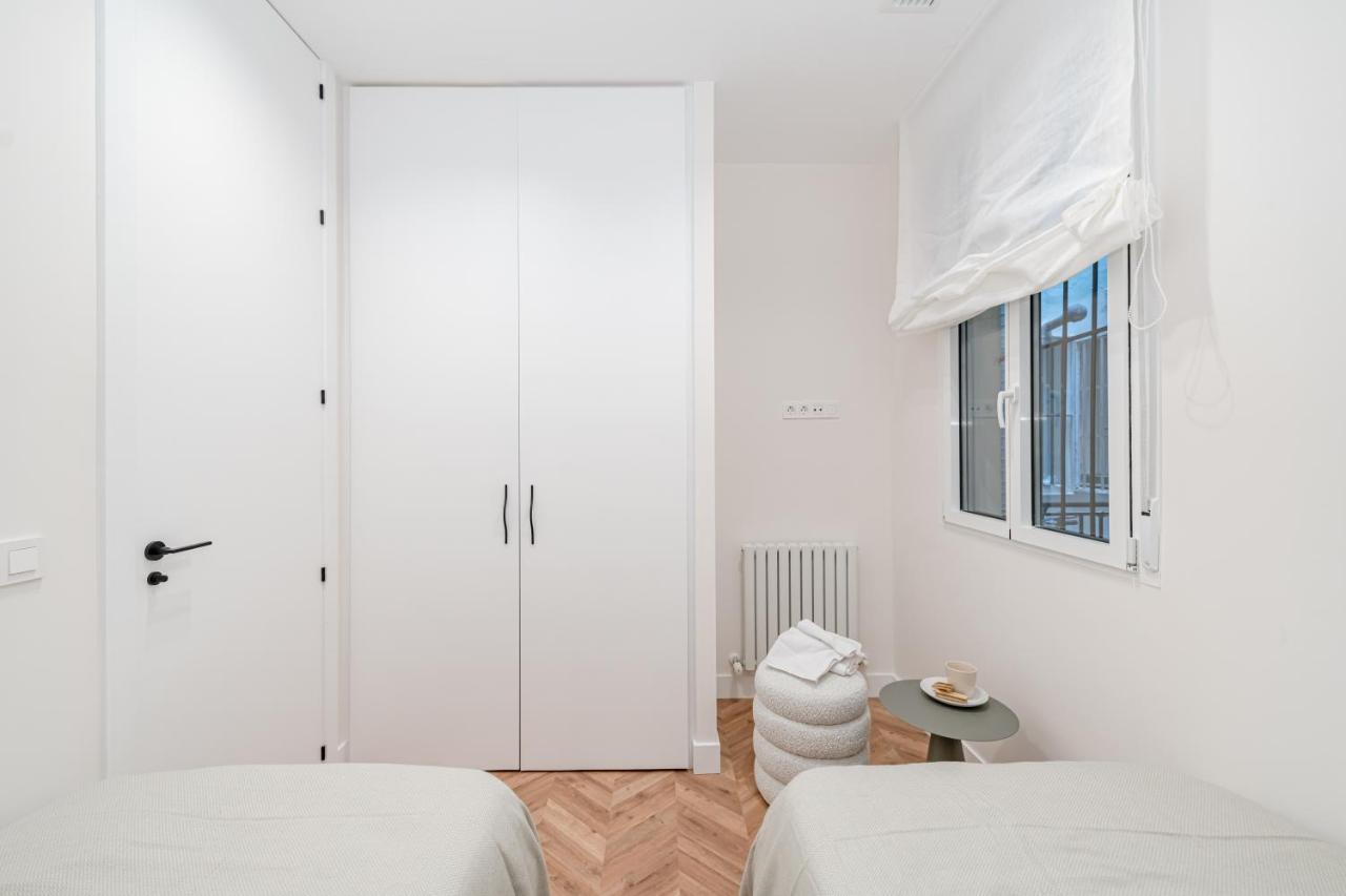 Chamberi V Calle Hartzenbusch 2br 2bh *