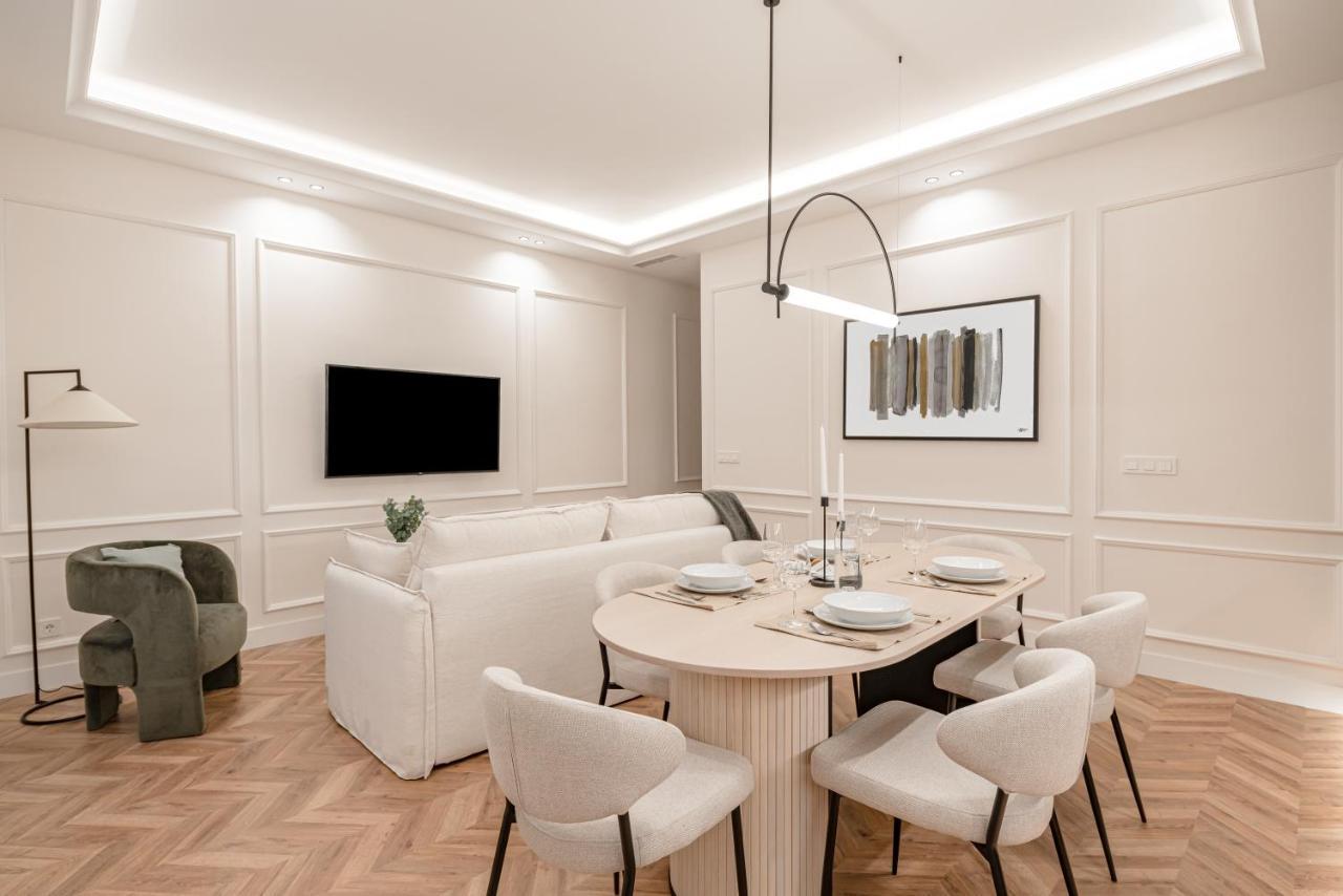 Apartment Chamberi V Calle Hartzenbusch 2br 2bh