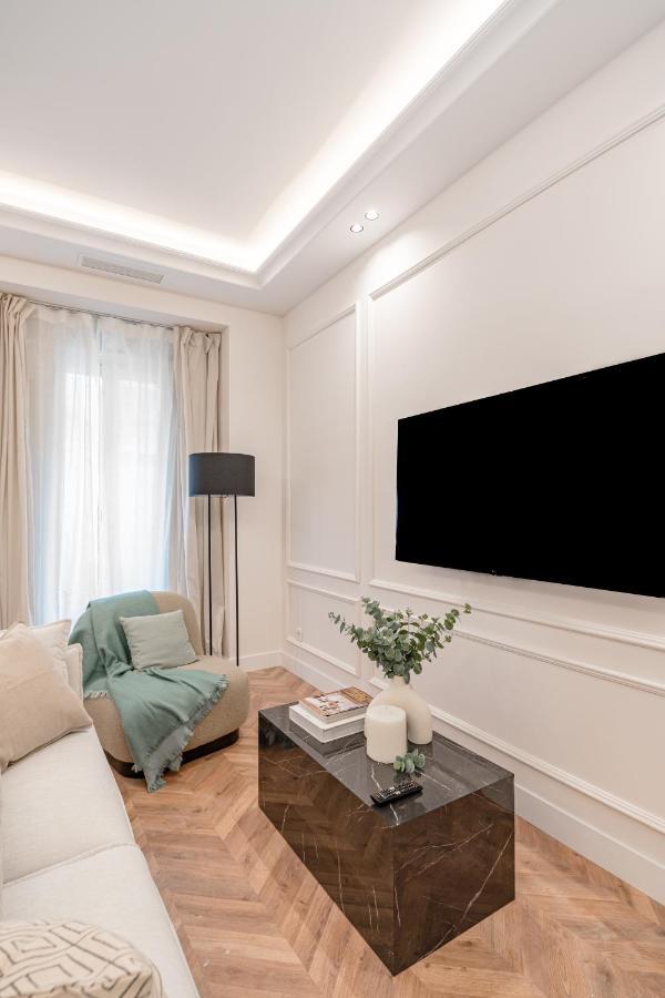 Apartment Chamberi V Calle Hartzenbusch 2br 2bh *