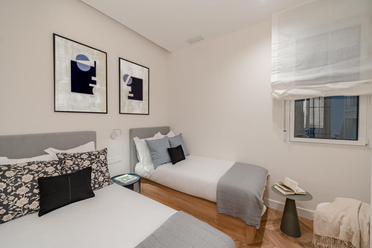 Chamberi V Calle Hartzenbusch 2br 2bh *