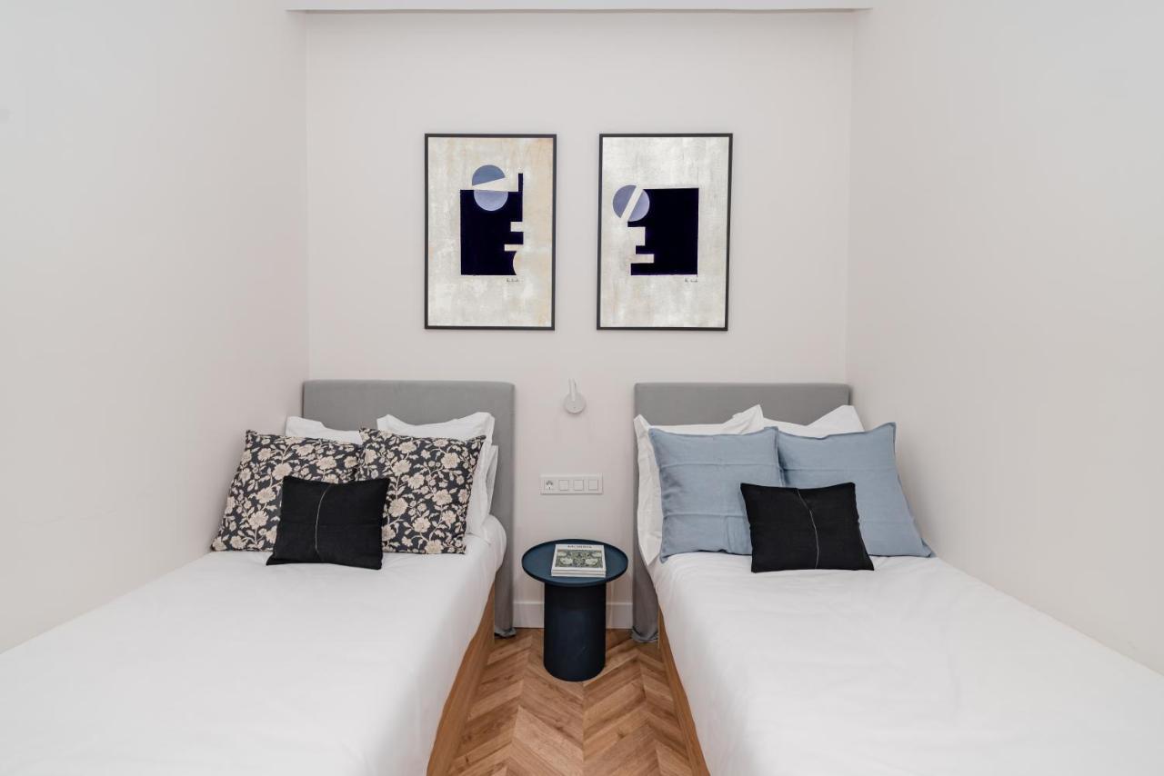 Chamberi V Calle Hartzenbusch 2br 2bh
