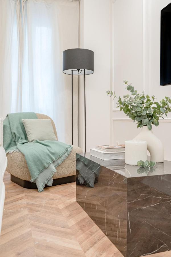 Chamberi V Calle Hartzenbusch 2br 2bh Apartment *