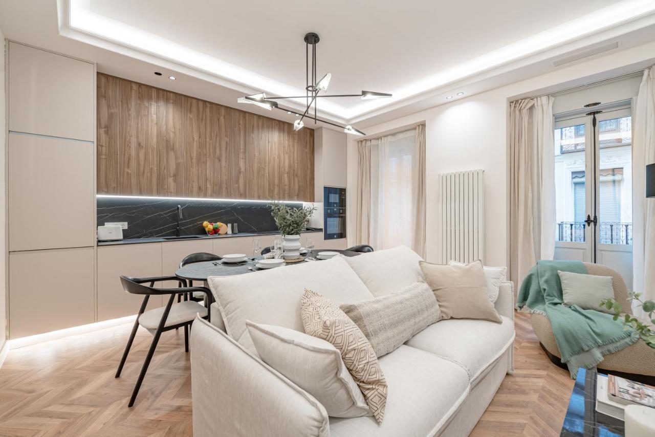 Chamberi V Calle Hartzenbusch 2br 2bh Apartment