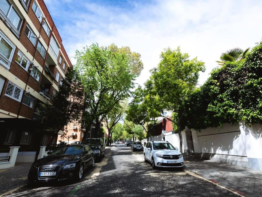Alojamiento Cerca Del Estadio Santiago Bernabeu Apartment