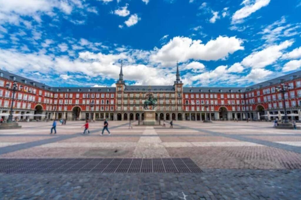 Lejlighed Con Encanto Junto A La Plaza Mayor Madrid
