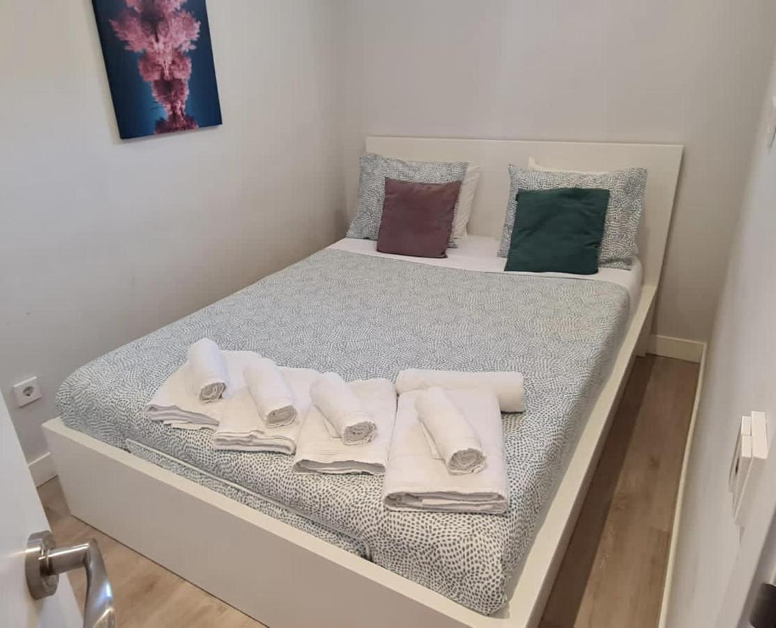Apartment Cozy & Modern Center-self Checkin