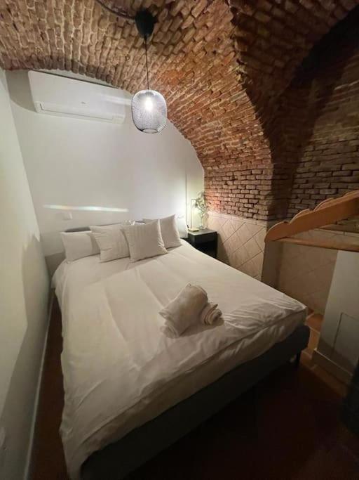 Apartment Cool Duplex 7pax En Calle Monteleon/centro *