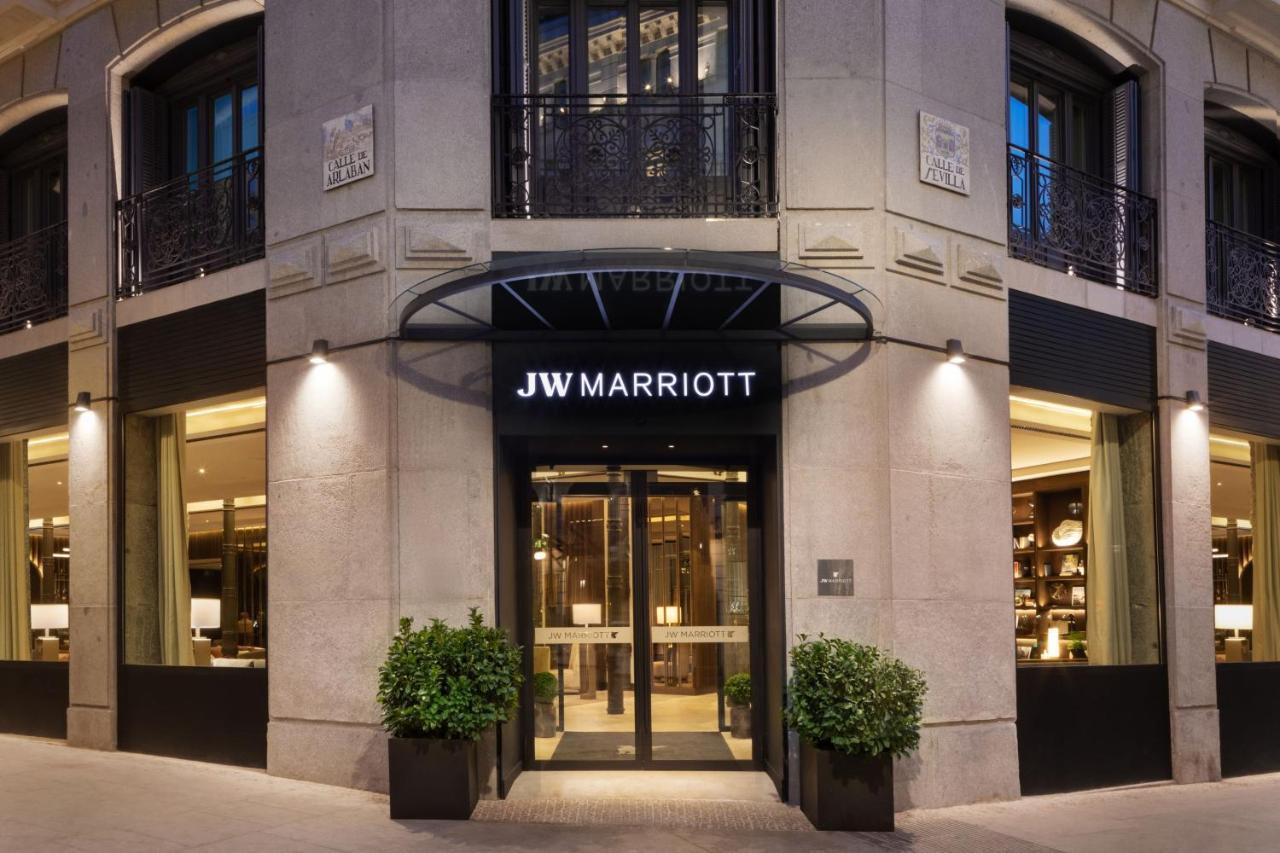 Jw Marriott Hotel