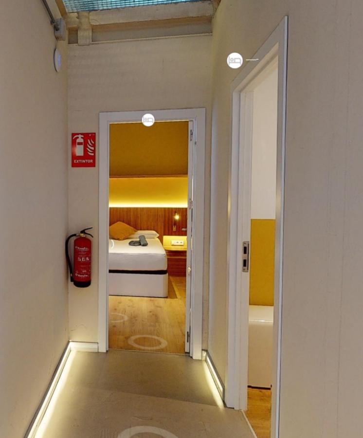 Bright Ensuite In Madrid, Sk * Madrid
