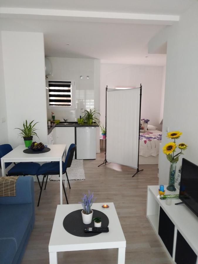 Apartamento Vacacional En La Zona De Rio. Apartment *