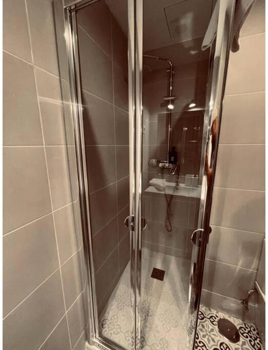 Apartamento New&cool Piso En El Centro De 9pax