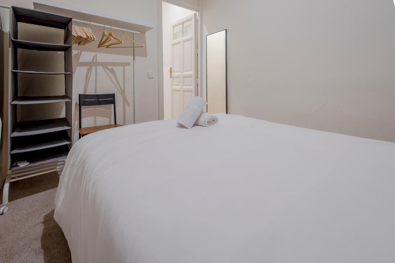 Apartment New Apt 7 A 50 Metros Del Retiro/museo Prado *