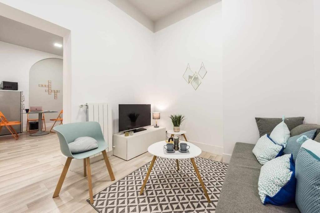 Apartment Calle Huertas Galeria By Regalatemadrid