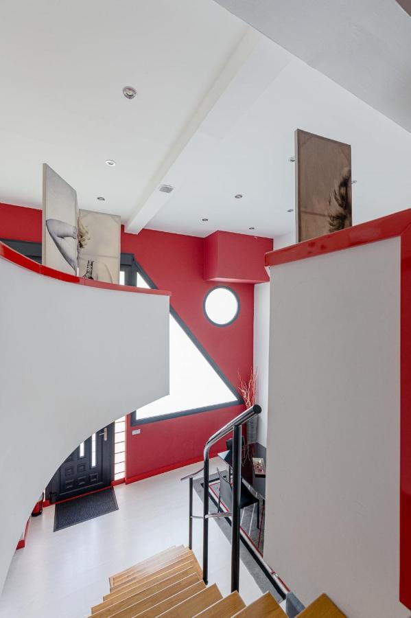 Modern 2-bedroom Duplex Next To The Retiro By Sharingco. Madrid
