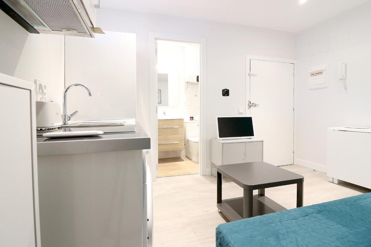 Apartment Cozy & Modern Center-self Checkin