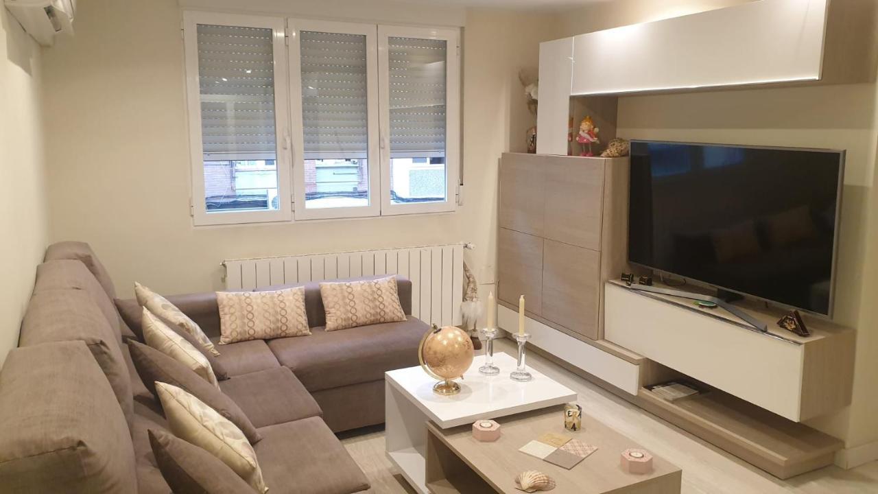 Fantastic Apartment, Newly Renovated Apartamento