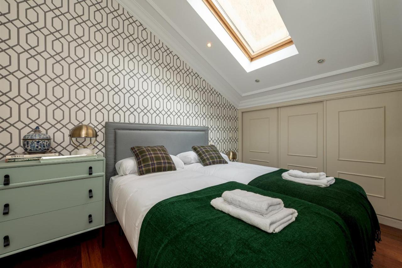 Apartment 2 Bedrooms 2 Bathrooms- Penthouse- Almagro- Mintystay *