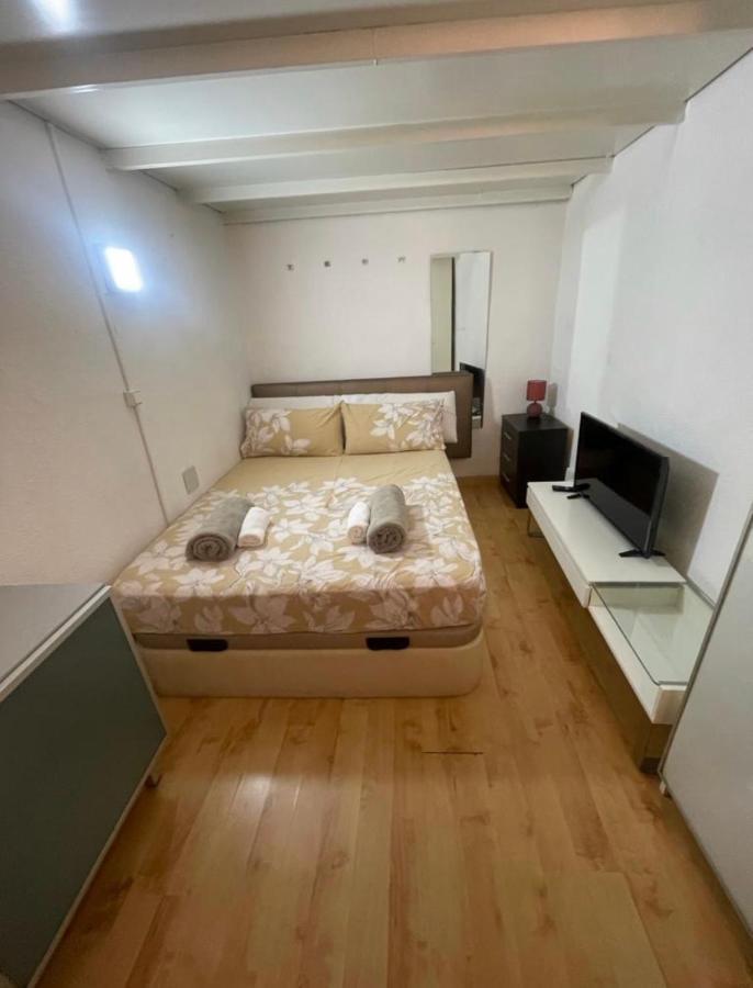 De A La Luna Apartment Madrid