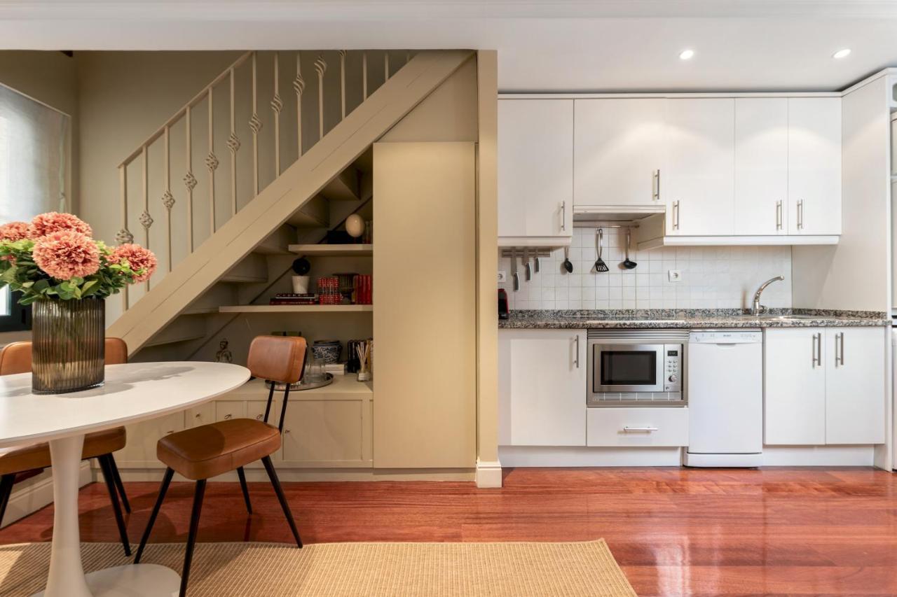 Apartment 2 Bedrooms 2 Bathrooms- Penthouse- Almagro- Mintystay Madrid