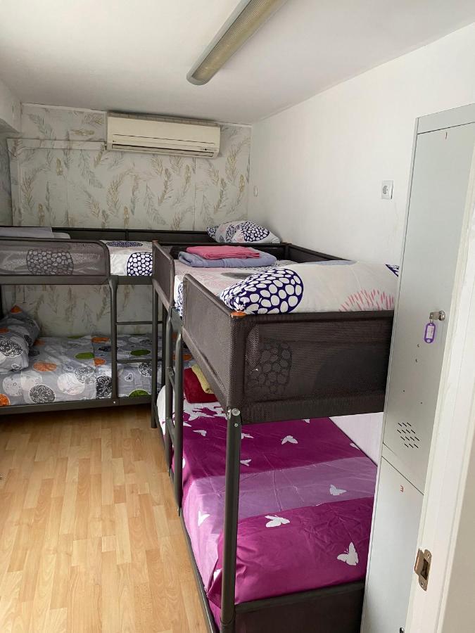 Hostel Paradise *