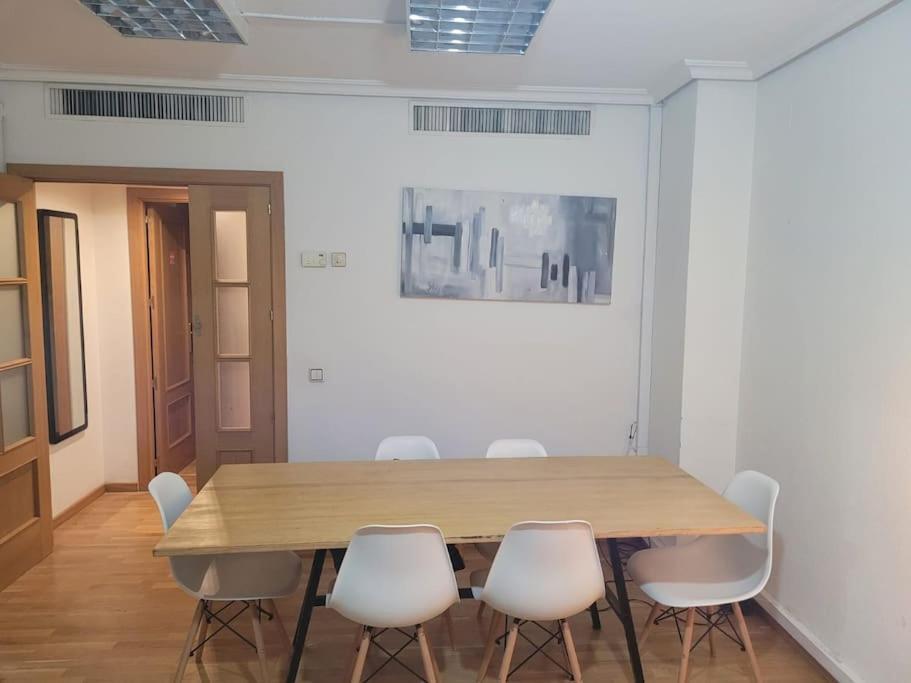 Apartamento De 2 Con Bano Privado *