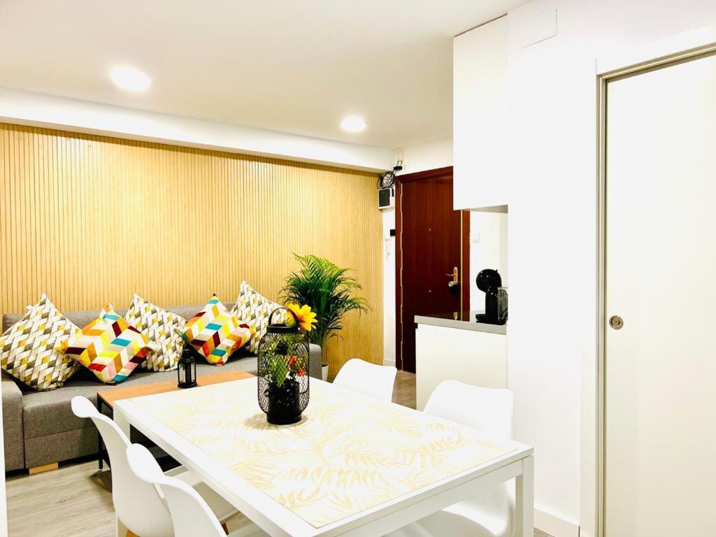 Flat Near Real Stadium Apartment
