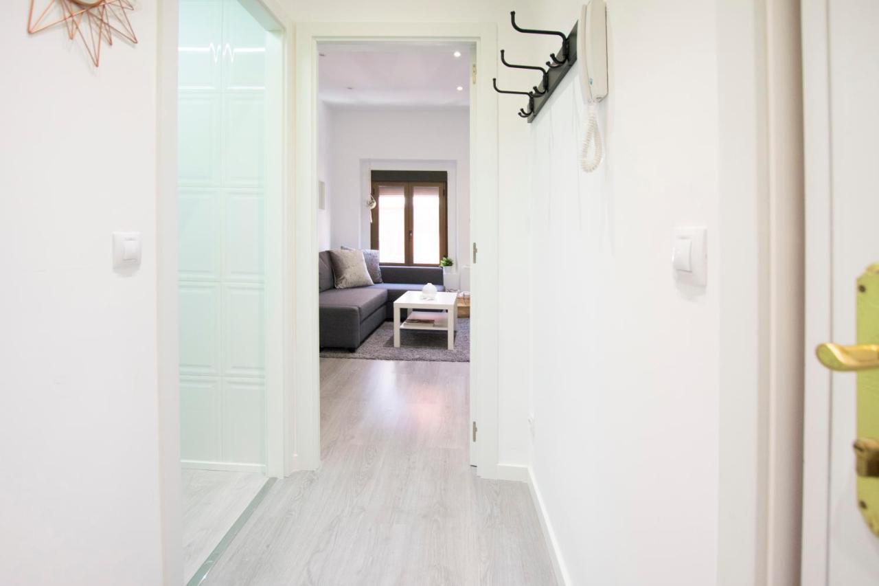 Apartment 1 Bedroom 1 Bathroom- Mintystay - Plaza De San Idelfonso