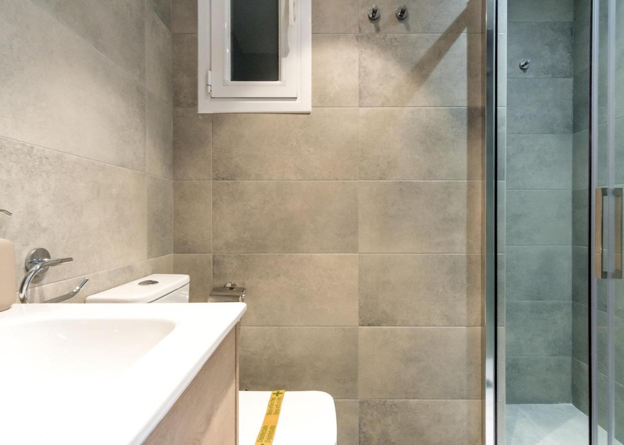 Bright Modern - 2bedrooms 1bathroom - Delicias Apartment